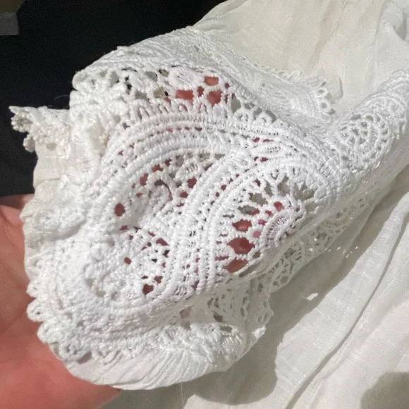 White Lace Women's Top - Picture 4 of 5